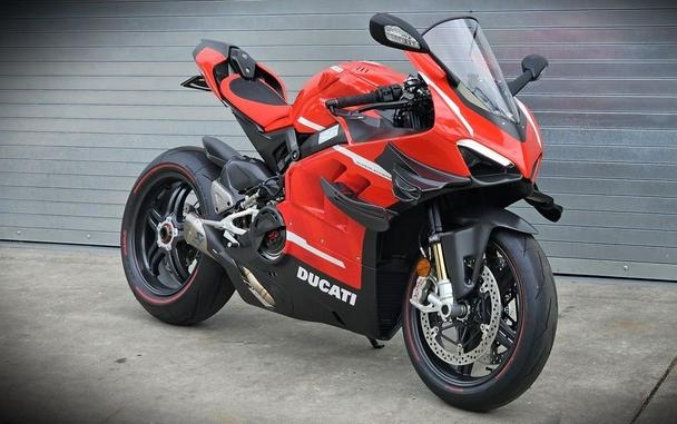 2020 Ducati Superleggera V4 Ducati Red