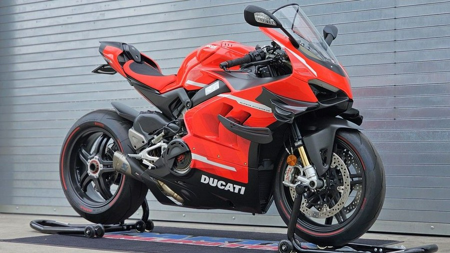 2020 Ducati Superleggera V4 Ducati Red