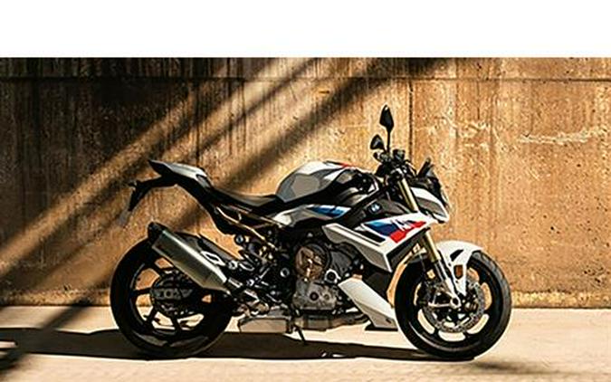 2024 BMW M 1000 R