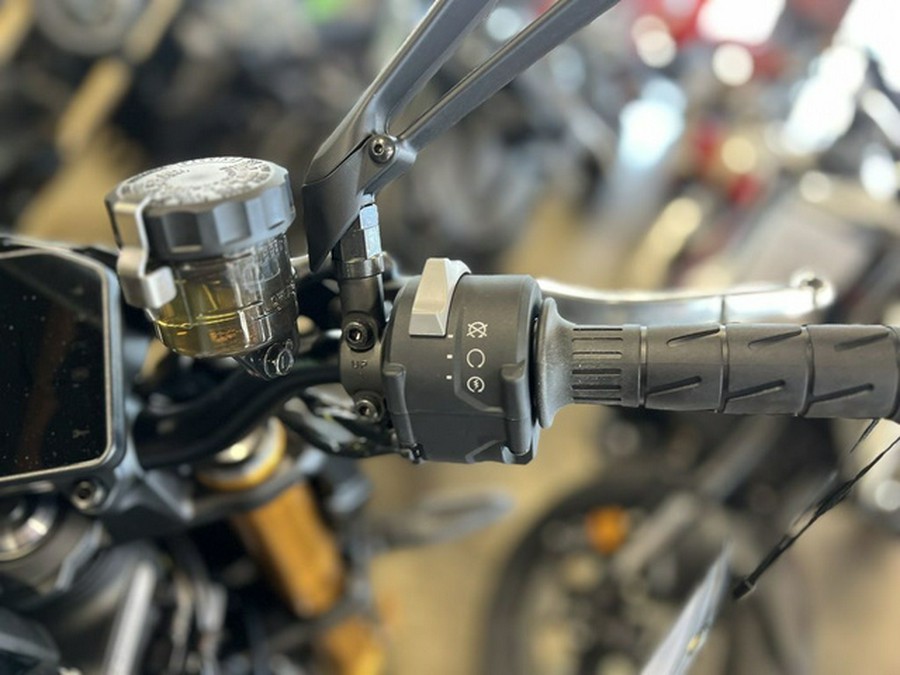 2026 Kawasaki Z1100 SE ABS