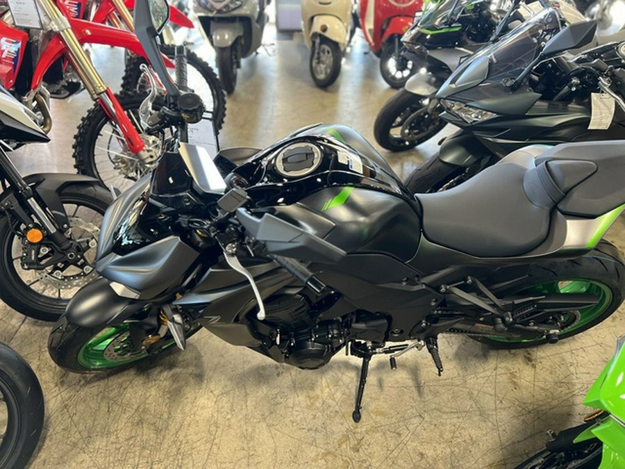 2026 Kawasaki Z1100 SE ABS