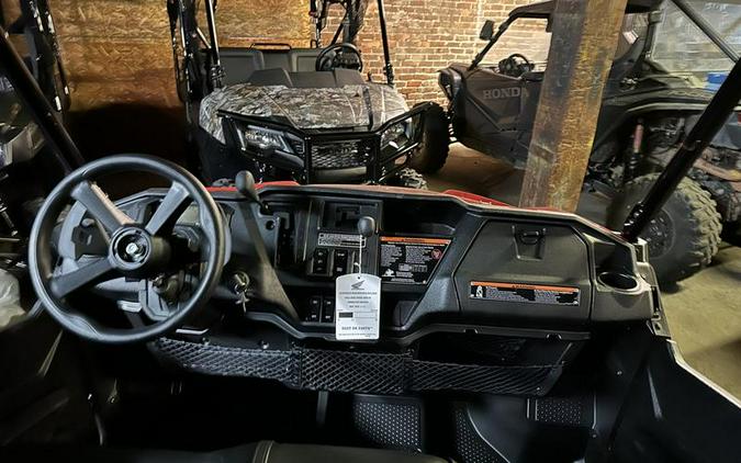 2025 Honda® Pioneer 1000-6 Deluxe Crew