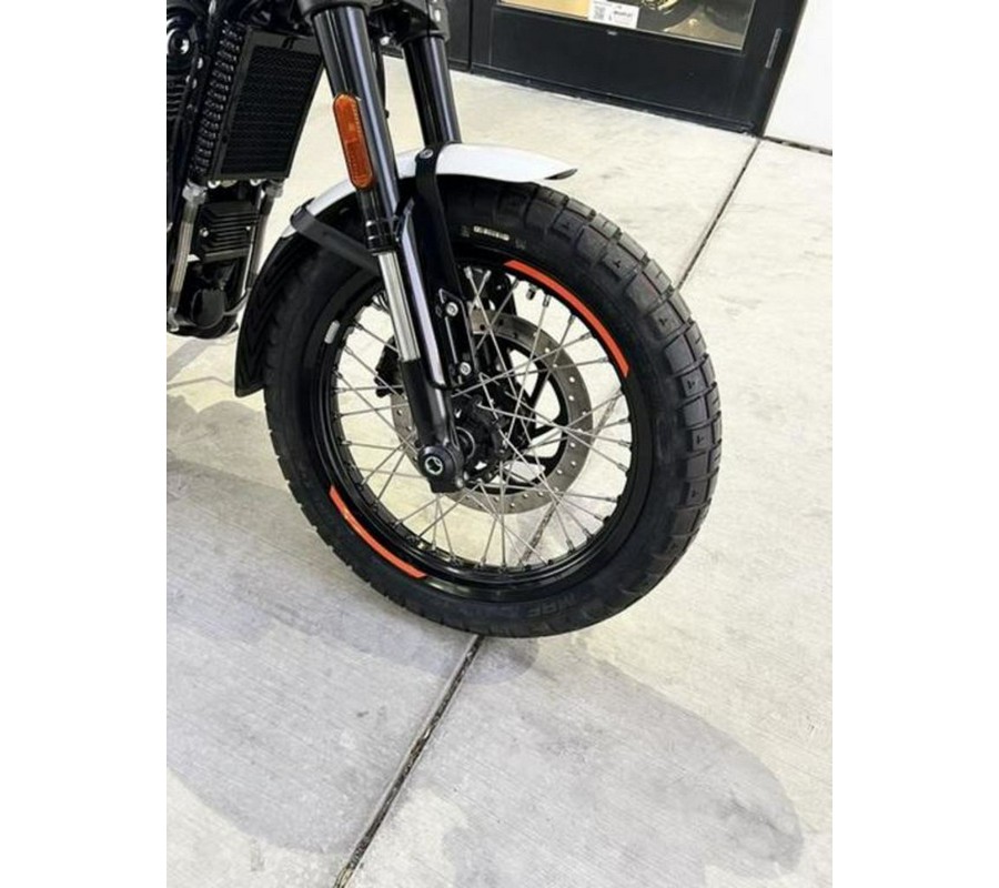 2025 Royal Enfield Bear 650 Boardwalk White