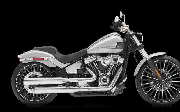 2024 Harley-Davidson® Breakout® 117 White Onyx Pearl