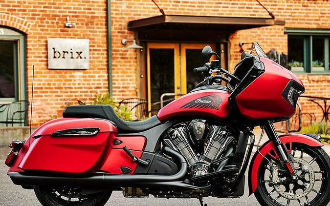 2024 Indian Motorcycle® Challenger® Dark Horse® Sunset Red Smoke