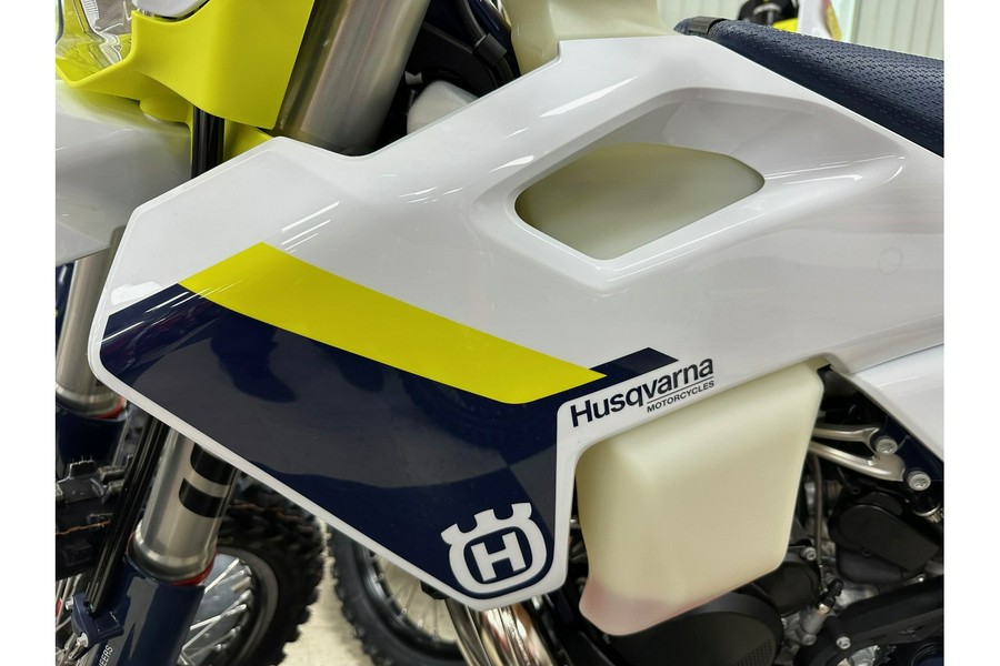 2025 Husqvarna Motorcycles TE 300