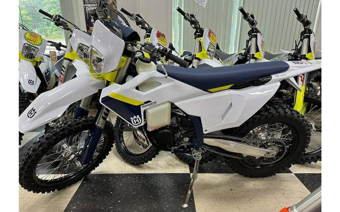 2025 Husqvarna Motorcycles TE 300