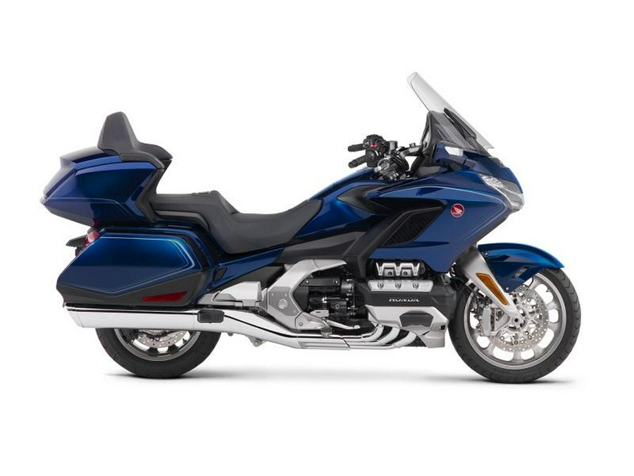 2018 Honda® Gold Wing Tour Automatic DCT Pearl Hawkseye Blue