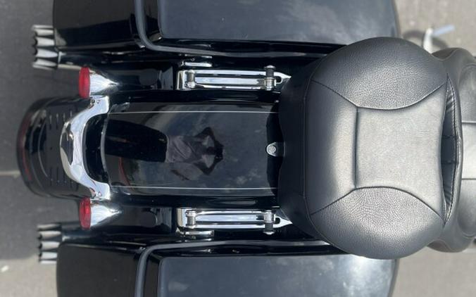 2014 Harley-Davidson® FLHXS Street Glide® Special BLACK 644870