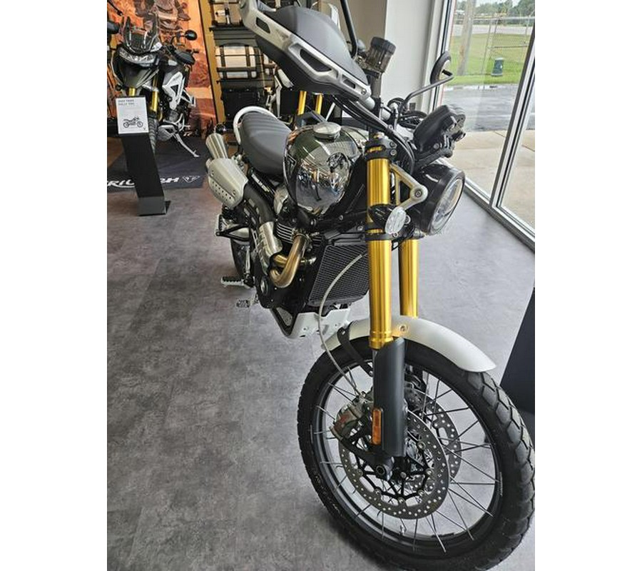 2023 Triumph Scrambler 1200 XE Chrome Edition Brooklands Green