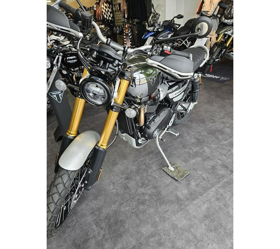 2023 Triumph Scrambler 1200 XE Chrome Edition Brooklands Green