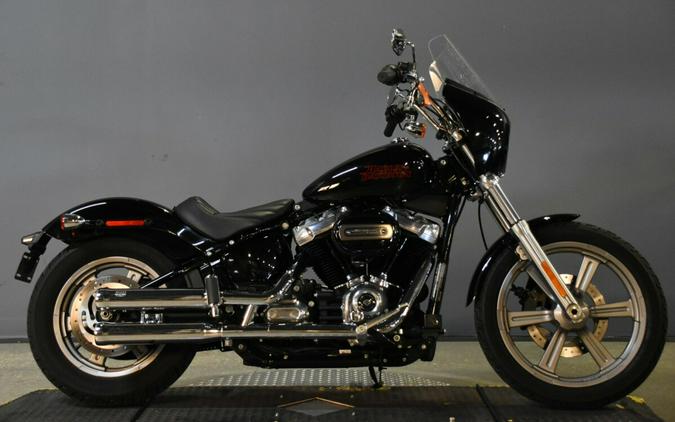 2023 Harley-Davidson Softail Standard