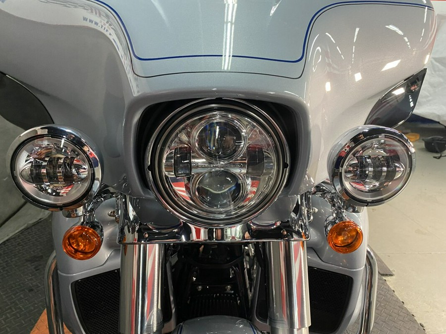 FLHTCUTG 2023 Tri Glide Ultra