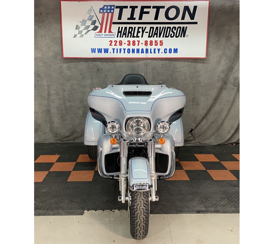 FLHTCUTG 2023 Tri Glide Ultra