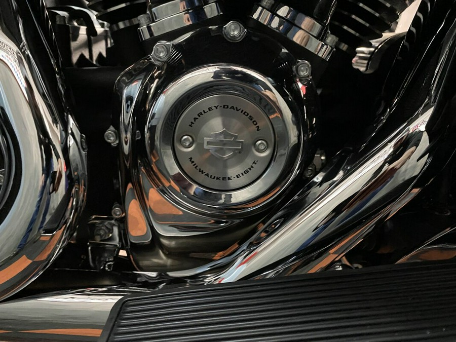 FLHTCUTG 2023 Tri Glide Ultra