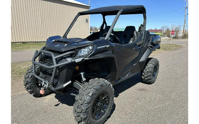 2024 Can-Am SSV COM XT 64 1000R BK 24 XT 1000R