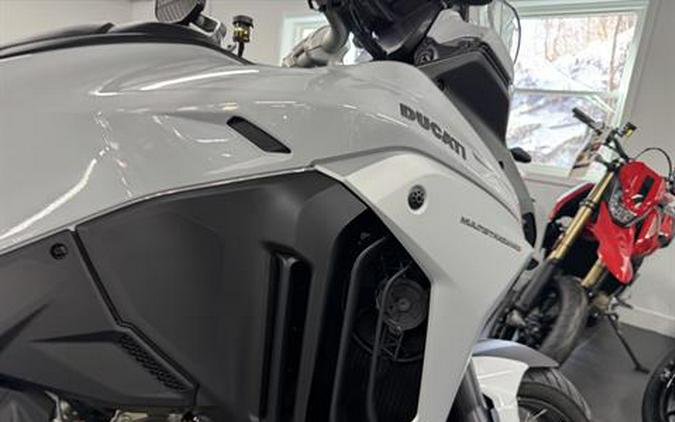 2024 Ducati Multistrada V4 S Travel & Radar Spoked Wheels