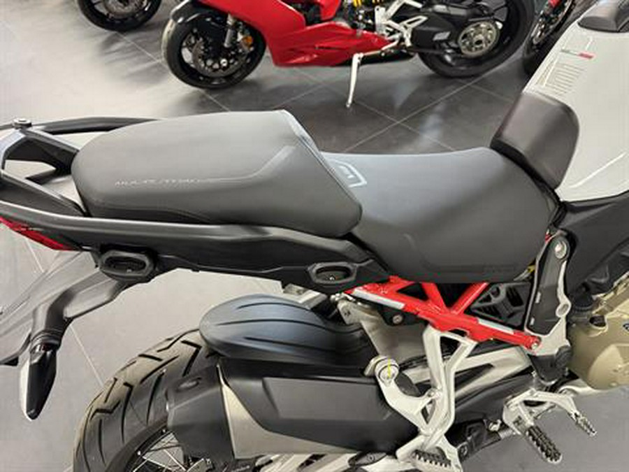 2024 Ducati Multistrada V4 S Travel & Radar Spoked Wheels