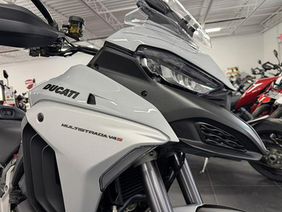 2024 Ducati Multistrada V4 S Travel & Radar Spoked Wheels