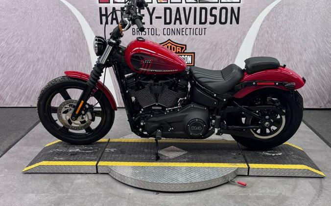 2022 FXBBS Street Bob® 114