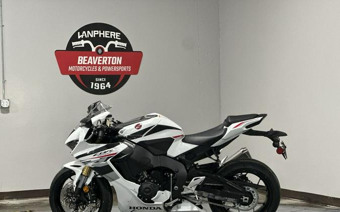 2026 Honda CBR1000RR Base