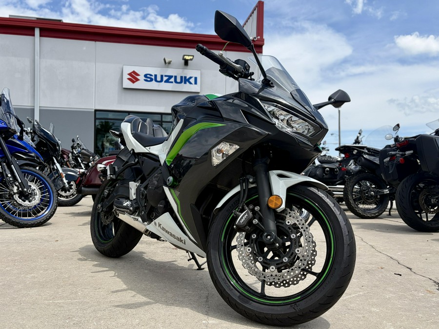 2022 Kawasaki NINJA 650