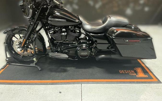 2019 Harley-Davidson® FLHXS - Street Glide® Special