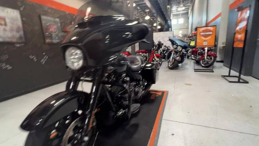 2019 Harley-Davidson® FLHXS - Street Glide® Special