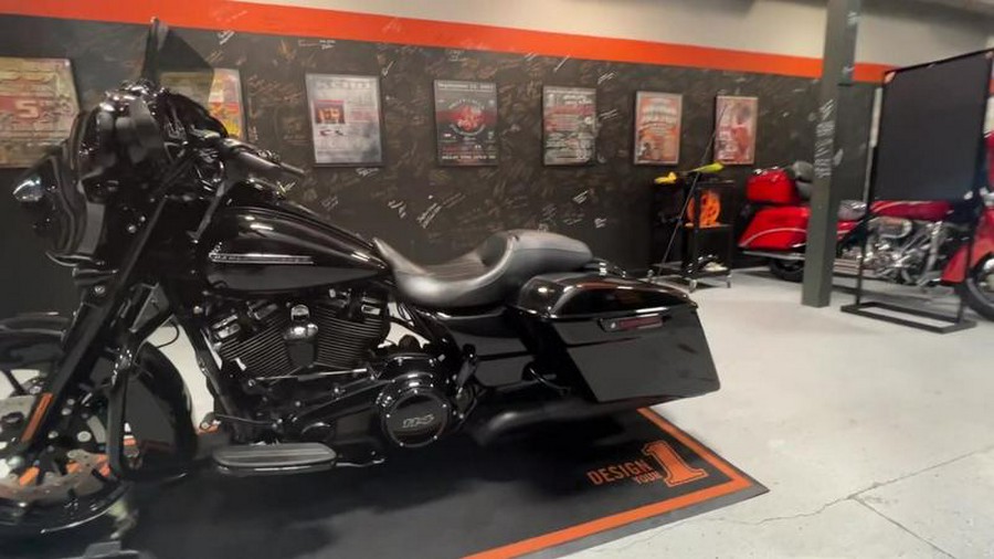 2019 Harley-Davidson® FLHXS - Street Glide® Special