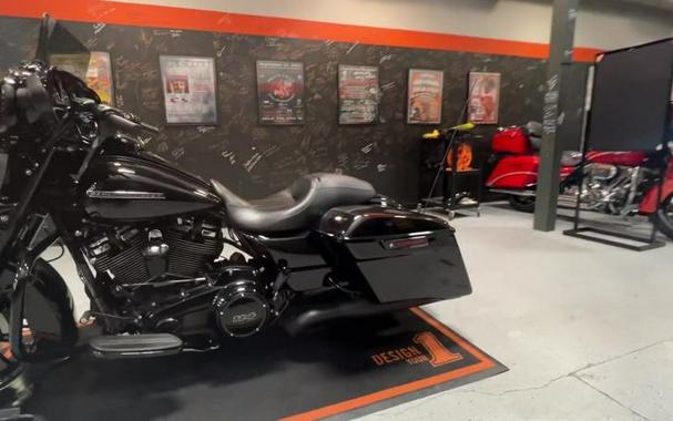 2019 Harley-Davidson® FLHXS - Street Glide® Special