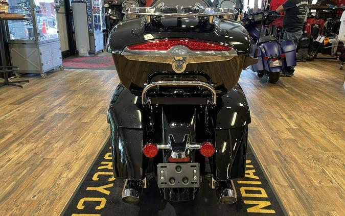 2023 Indian Motorcycle® Pursuit Limited Black Metallic