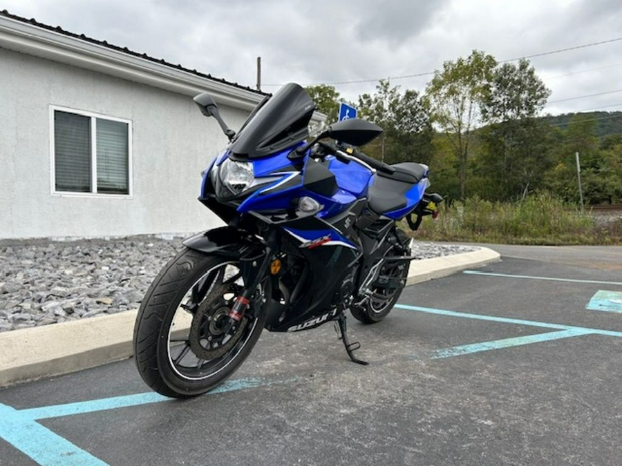 2022 Suzuki GSX250R ABS