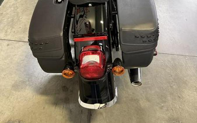 2025 Harley-Davidson® FLHC - Heritage Classic