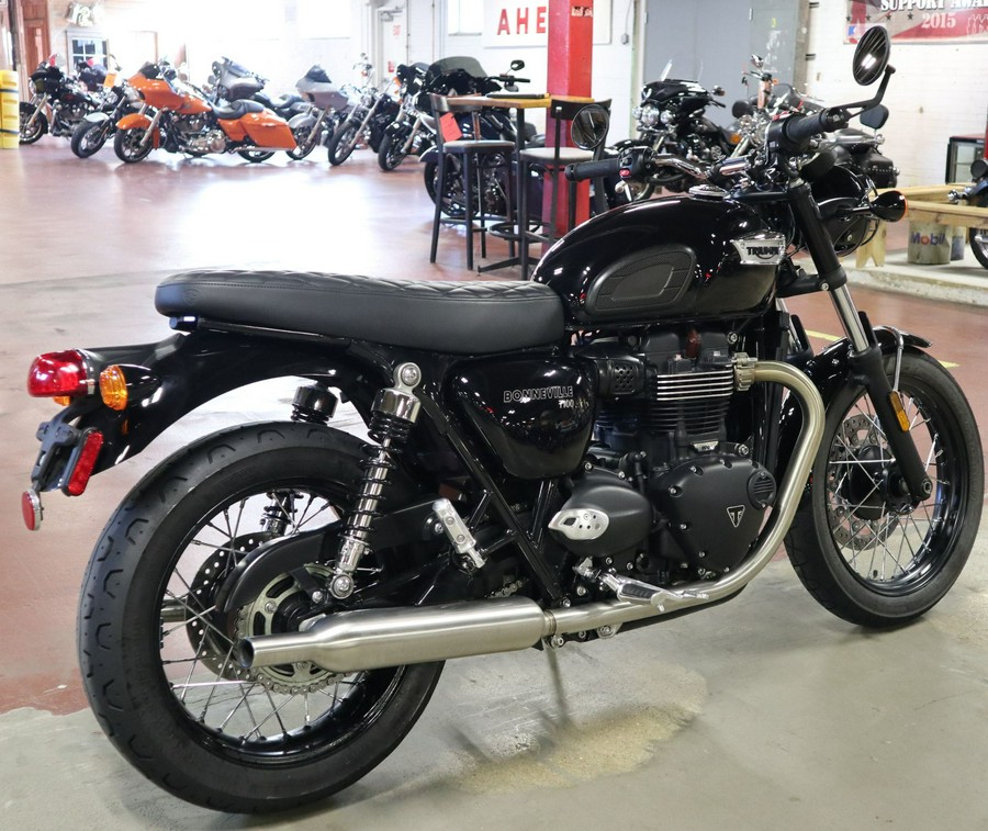 2022 Triumph Bonneville T100