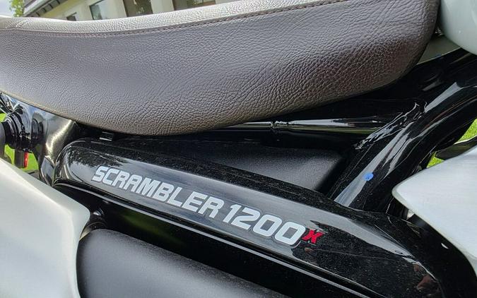 2025 Triumph Scrambler 400 X