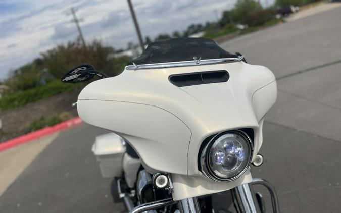 2015 Harley-Davidson® FLHXS Street Glide® Special Morocco Gold Pearl 700791