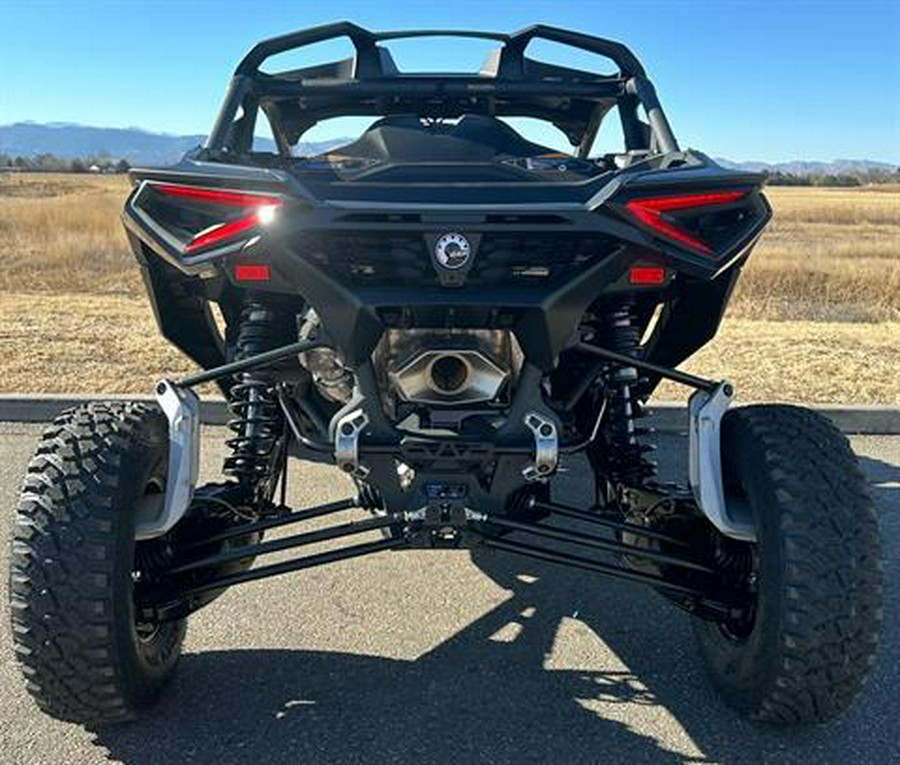 2024 Can-Am Maverick R X RS with Smart-Shox