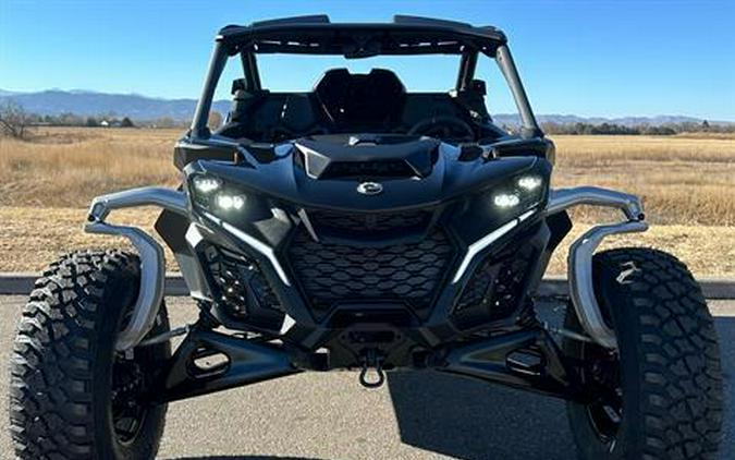 2024 Can-Am Maverick R X RS with Smart-Shox