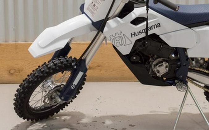2027 Husqvarna EE 5