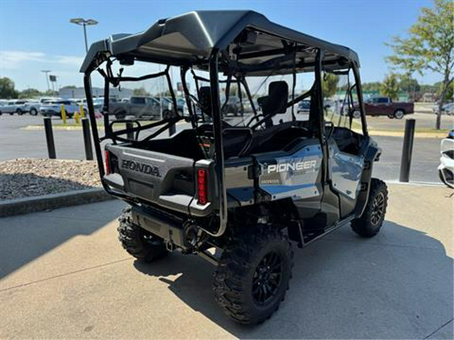 2024 Honda Pioneer 1000-5 Deluxe