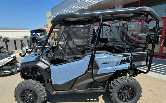 2024 Honda Pioneer 1000-5 Deluxe