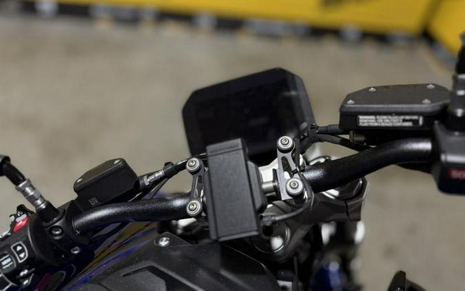 2026 BMW R 1300 R Exclusive