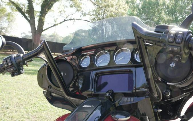 FLHXS 2022 Street Glide Special