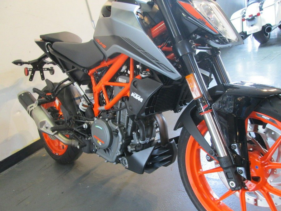 2021 KTM 390 Duke