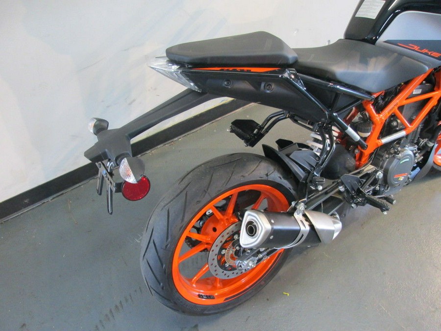 2021 KTM 390 Duke