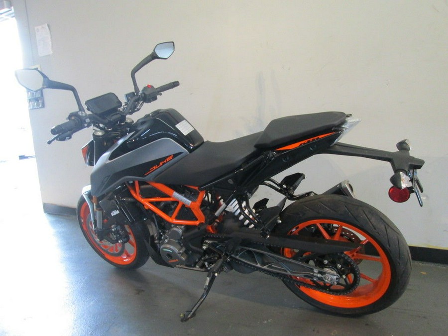 2021 KTM 390 Duke