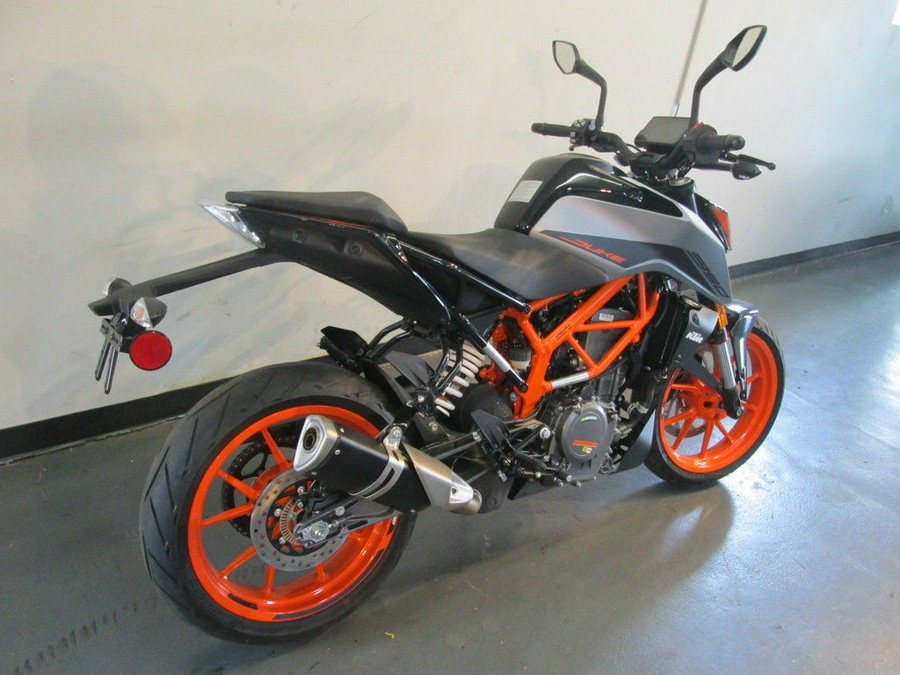 2021 KTM 390 Duke