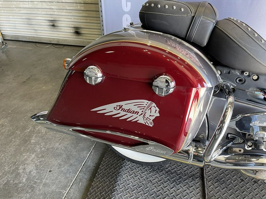 2017 Indian Motorcycle® Springfield™ Steel Gray Over Burgundy Metallic