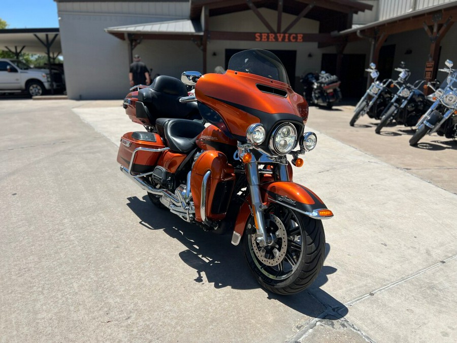 2019 Harley-Davidson® Ultra Limited Scorched Orange/Black Denim