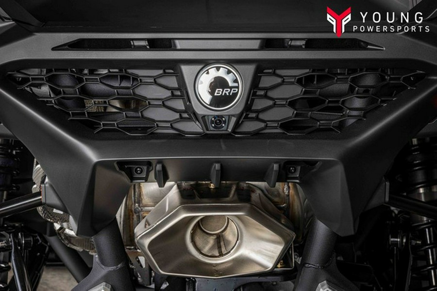 2026 Can-Am Maverick R X RS With Smart-Shox Triple Black